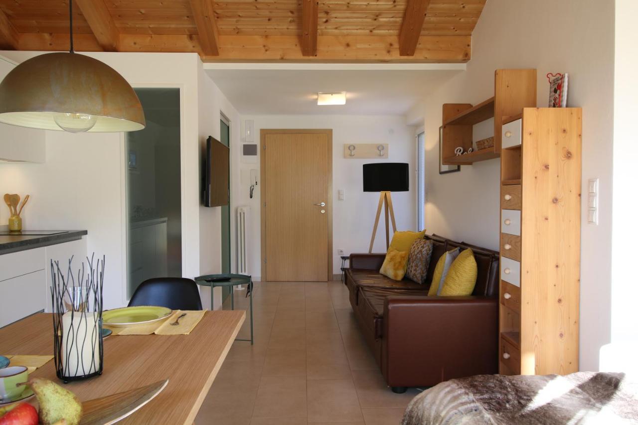 Apartment Haus Lang Algund Exterior foto