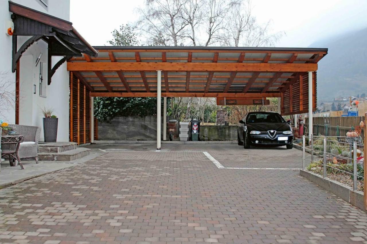 Apartment Haus Lang Algund Exterior foto